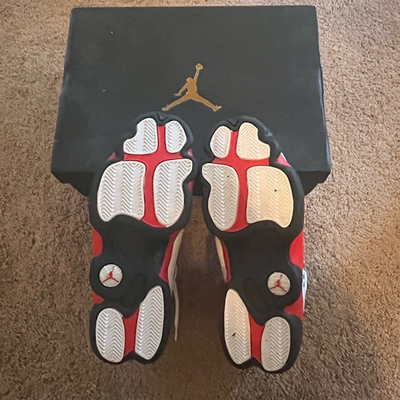 Men’s Red, black & white Jordans - Picture 4 of 8